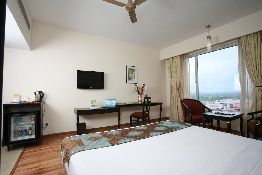 Leonia Holistic Destination 호텔 Shamirpet 객실 사진